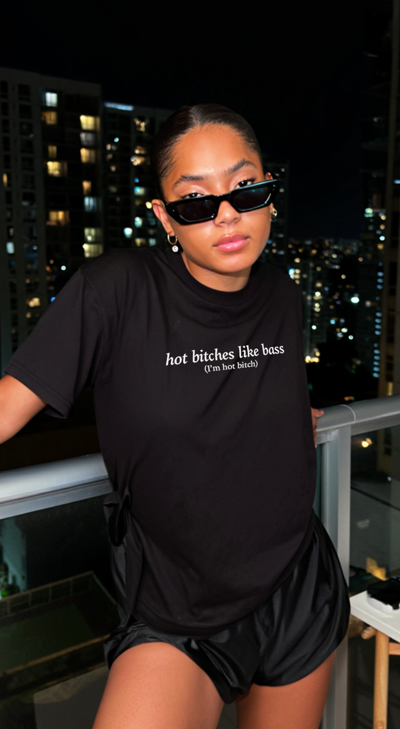 Hot Bitches Like Bass (Unisex)