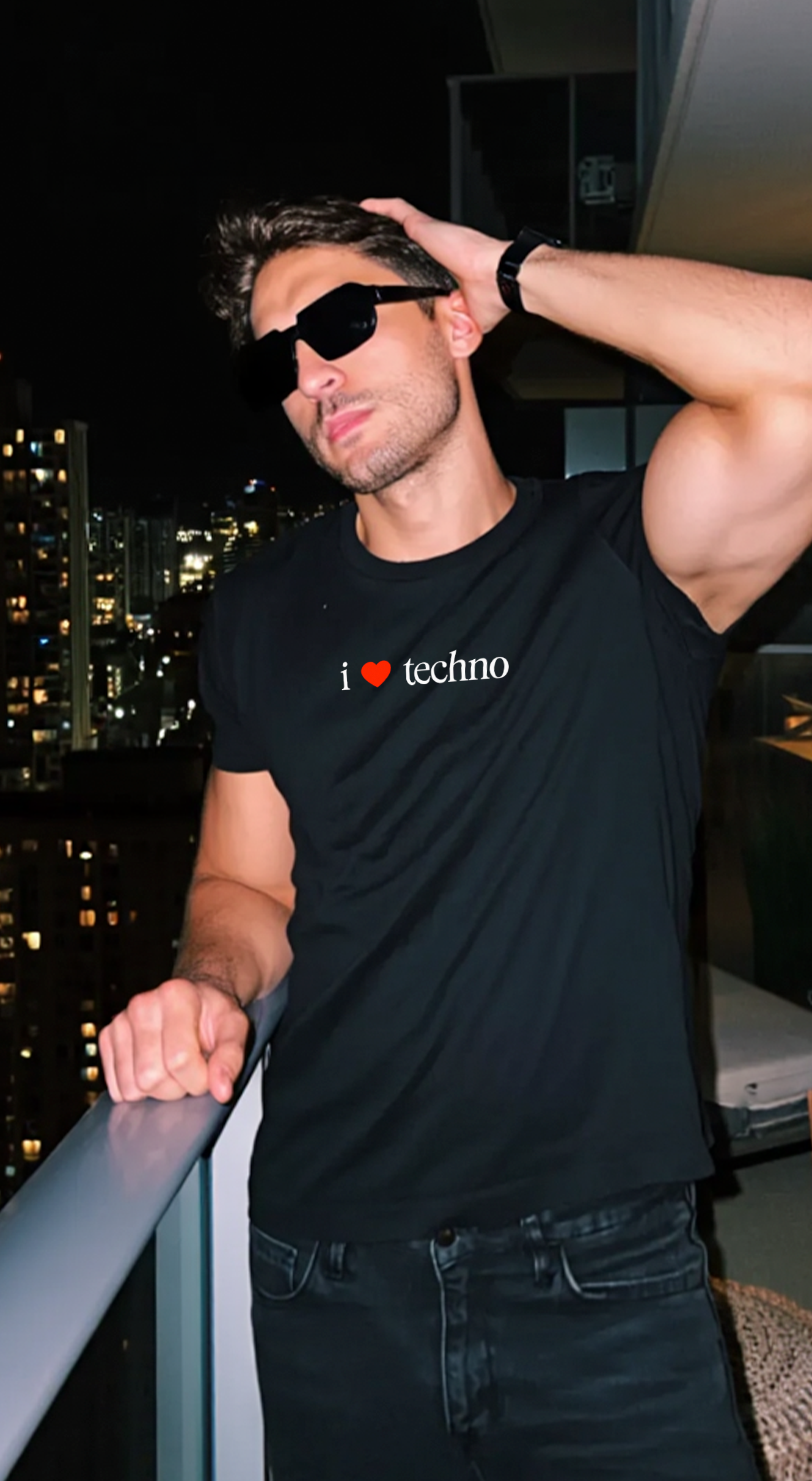 I ❤️ Techno - Small Text (Unisex)