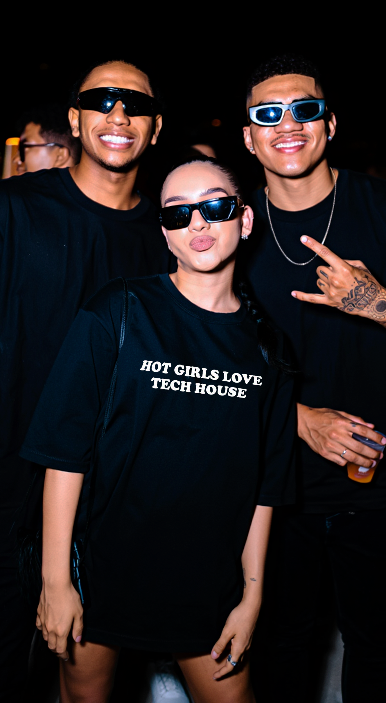 Hot Girls Love Tech House (Unisex)