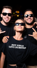 Hot Girls Love Dubstep (Unisex)